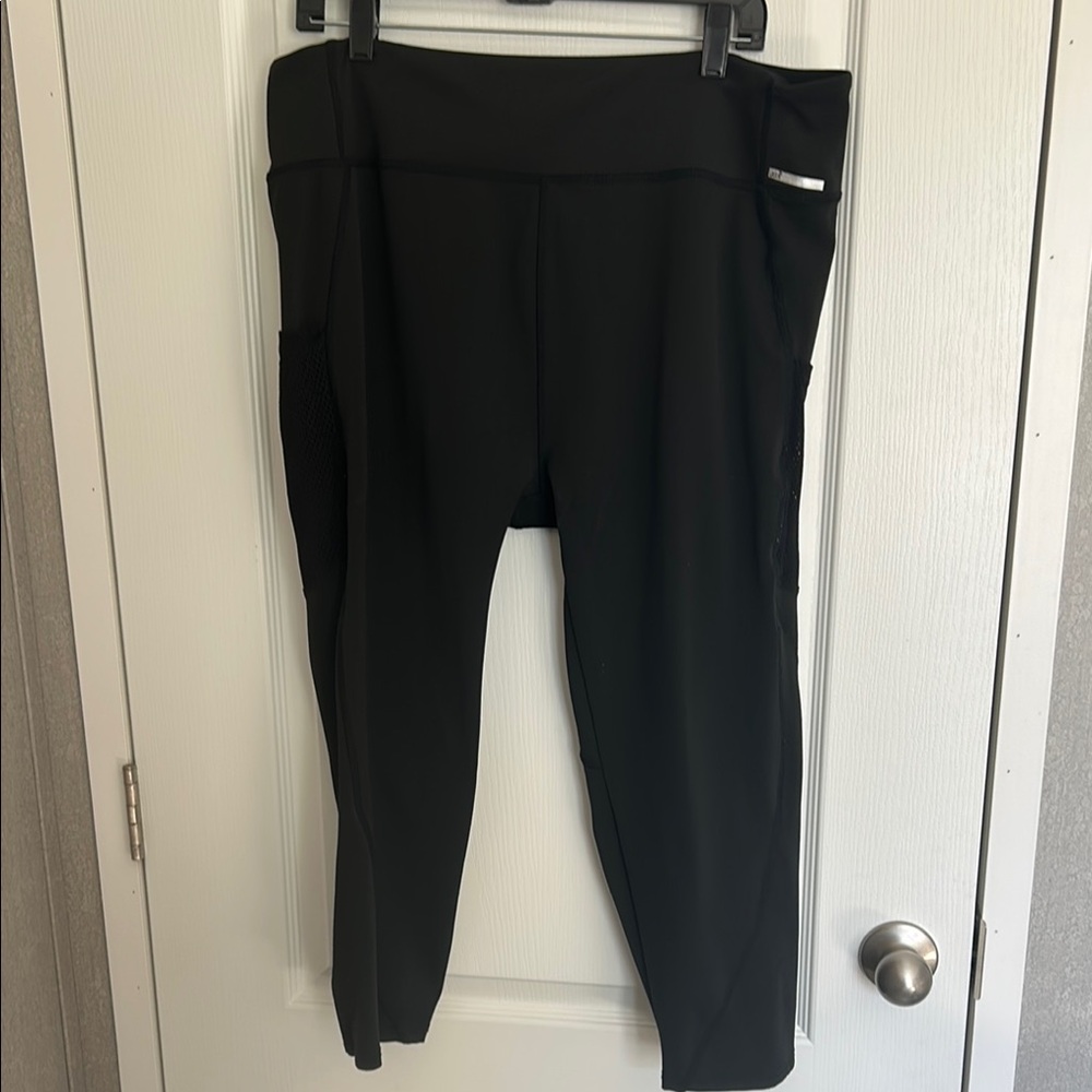 JGX Black Performance Capri Leggings /Joggers Size 3X